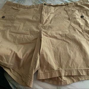 VGUC Lane Bryant Shorts Size 28